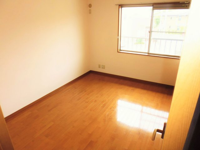 ラフィーネ二ツ屋の子供部屋