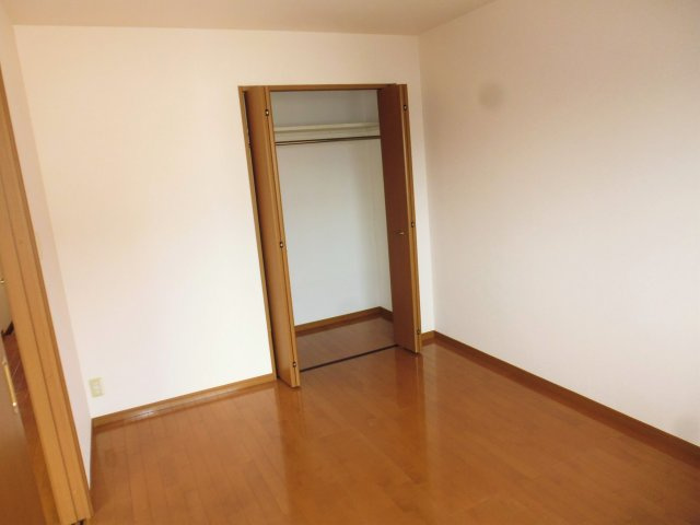 ラフィーネ二ツ屋の寝室