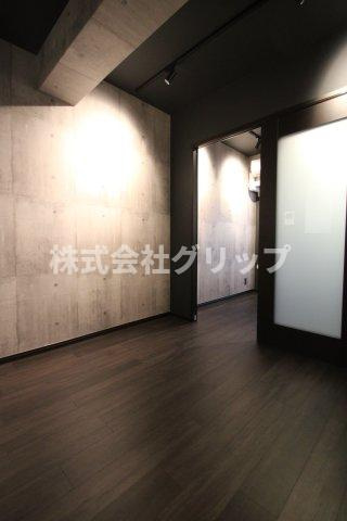 横浜平沼ダイカンプラザⅠの居間・リビング
