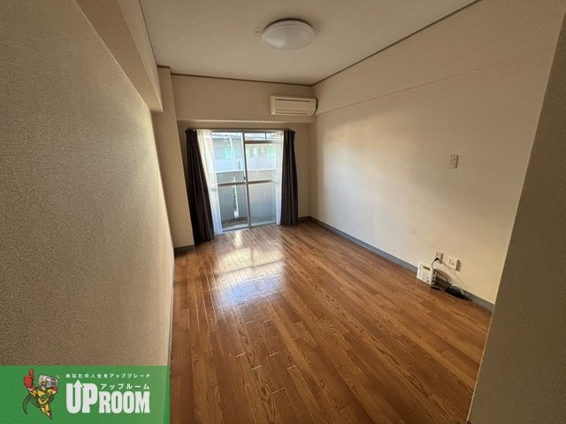 クレールショーワⅢの居間・リビング