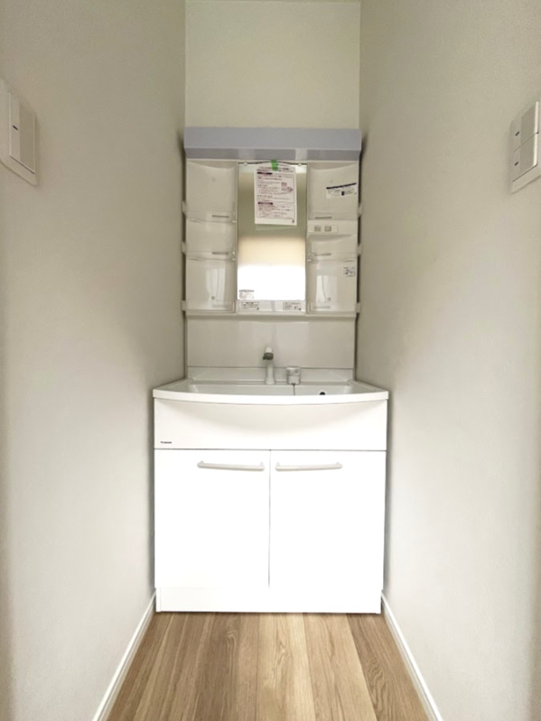 売新築戸建　中央区小沢渡町の独立洗面台|独立洗面台です！
