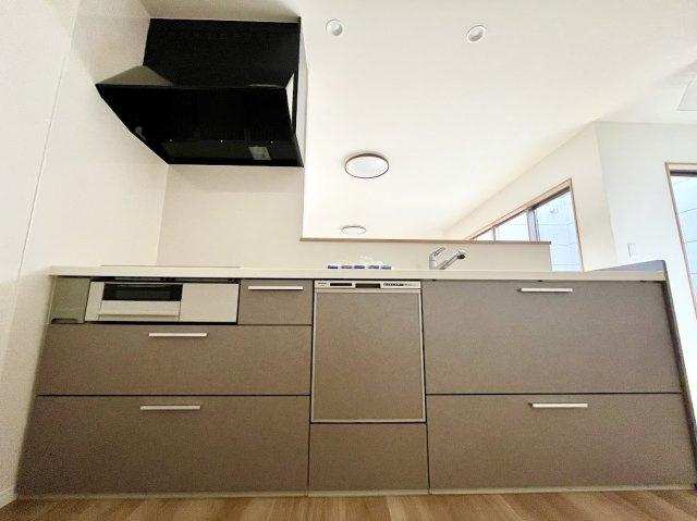 売新築戸建　中央区小沢渡町のキッチン|IHです。食洗機付き〇