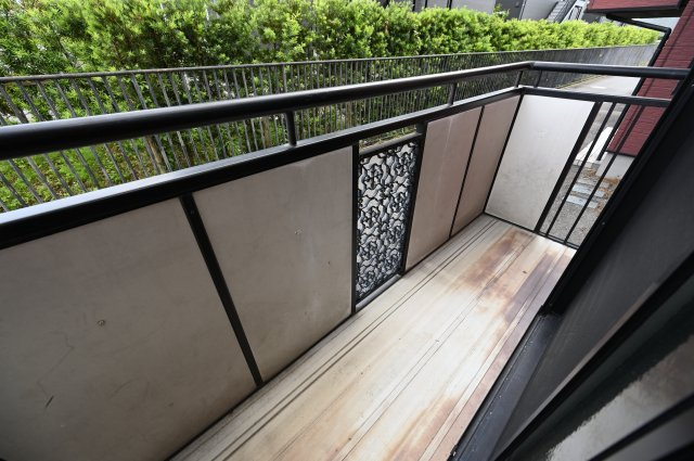 【バルコニー】 | ルミエール二階堂