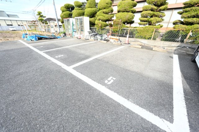 【駐車場】 | ルミエール二階堂