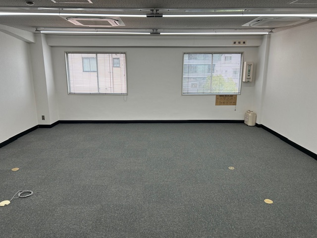 白王ビルの内装