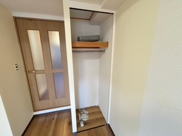 日大ロイヤル西中島の収納