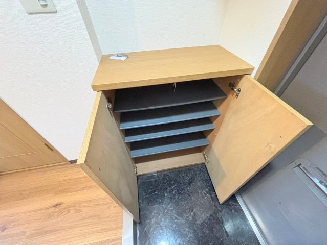 日大ロイヤル西中島の収納