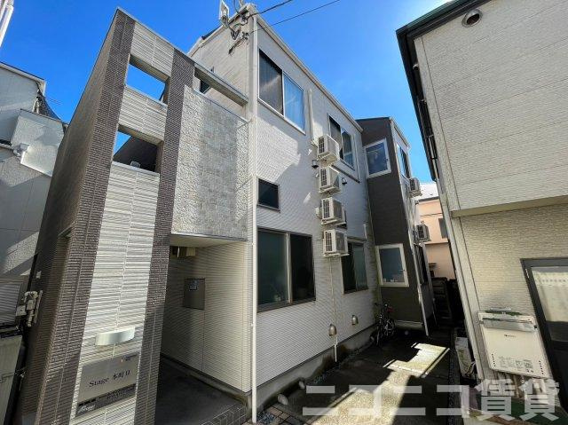 中野区本町４丁目のアパートの外観