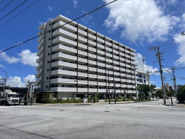 アルファスマート国立劇場前