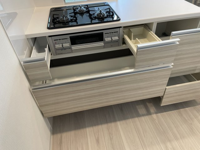 アルファスマート国立劇場前のキッチン|使いやすいキッチンです