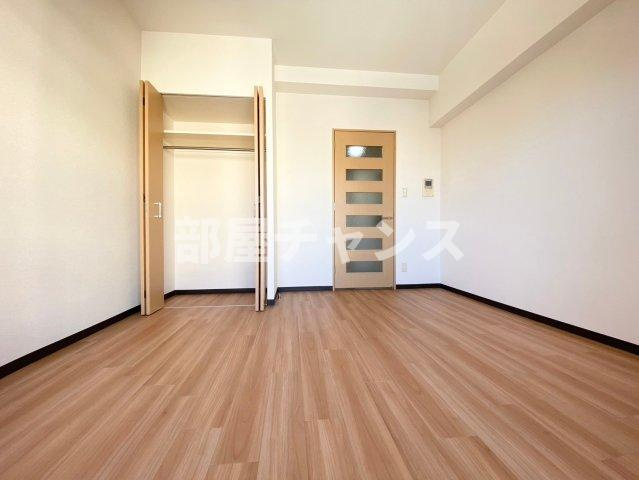 アルバ大須の寝室