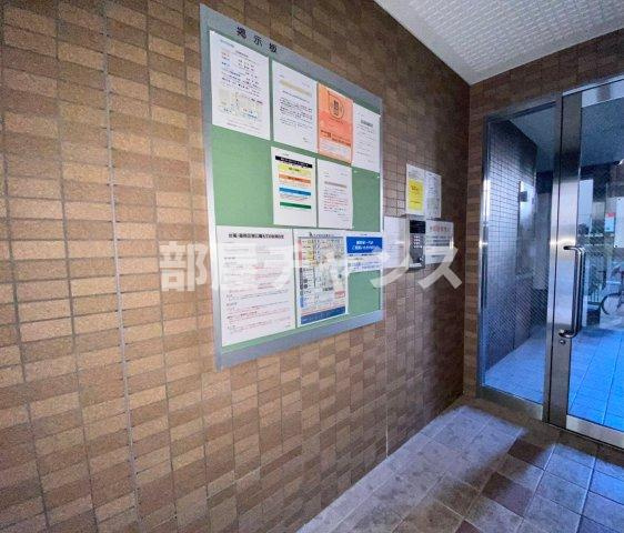 エンゼル栄のエントランス