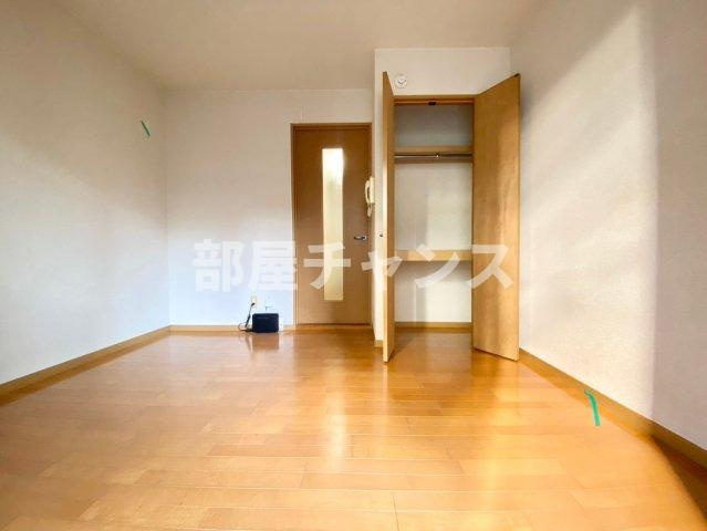 エンゼル栄の寝室