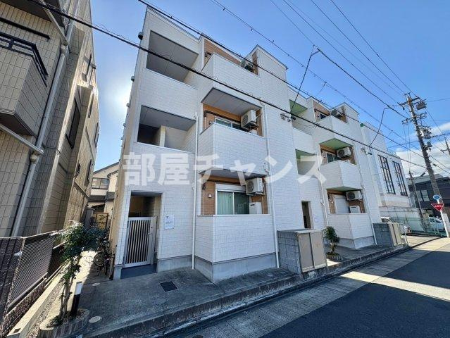 ルミエールYの外観