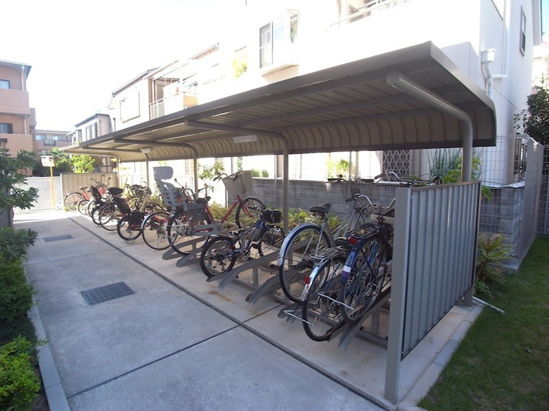 西宮市甲子園口４丁目の賃貸マンションの外観