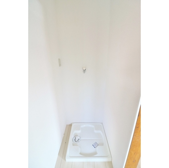 コーポマルセイの内装|室内洗濯機置場