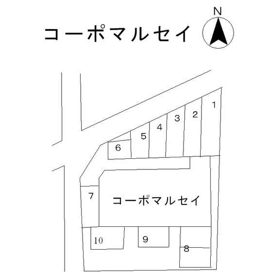 コーポマルセイの駐車場