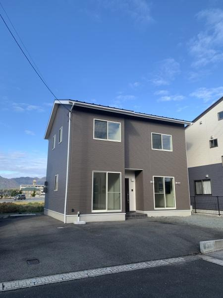 出雲市下横町　中古戸建の外観