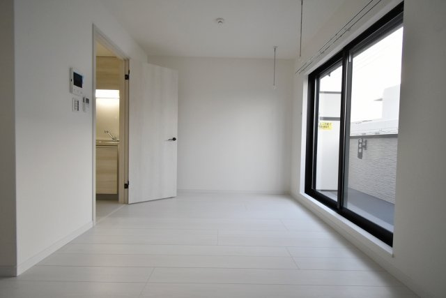 ヴィクトワール西宮丸橋町の居間・リビング