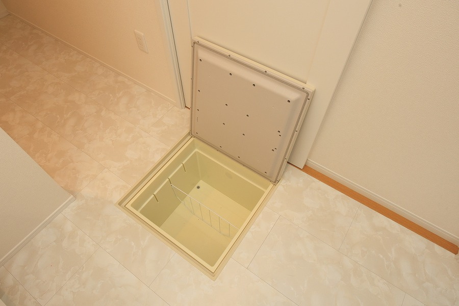 サンコート　八幡西区沖田３丁目の収納