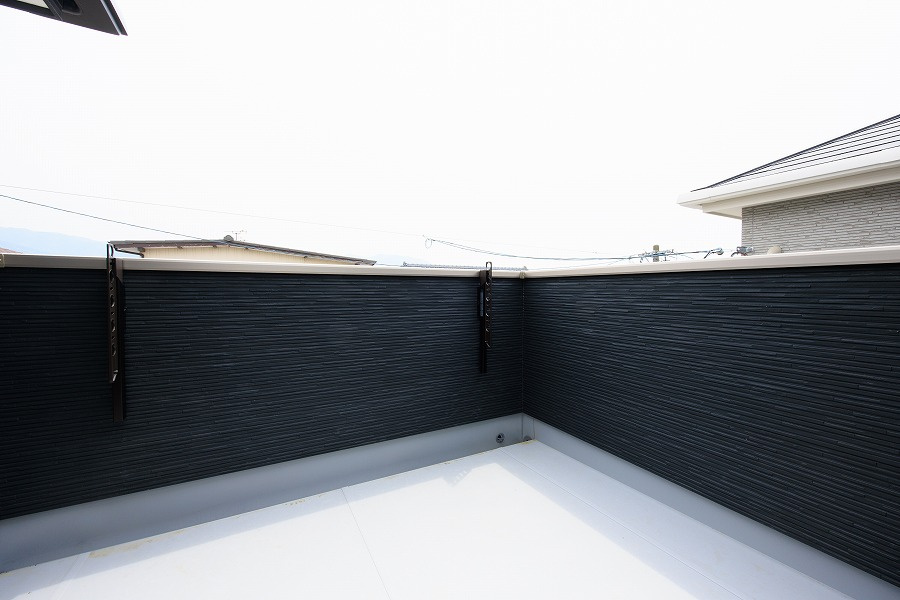 サンコート　八幡西区沖田３丁目のバルコニー