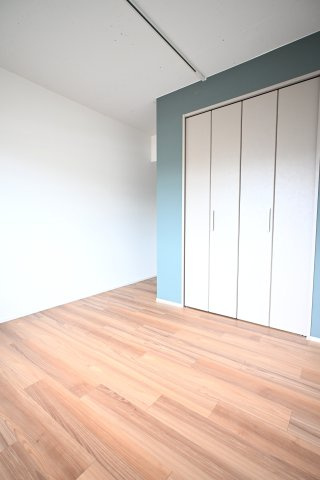 鵜野森団地　M棟５０８号室の洋室