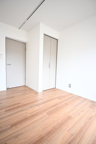 鵜野森団地　M棟５０８号室の洋室