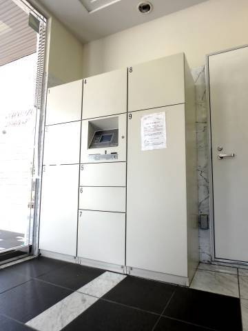 新宿区西新宿８丁目の賃貸マンションのその他共用部分|宅配ＢＯＸ