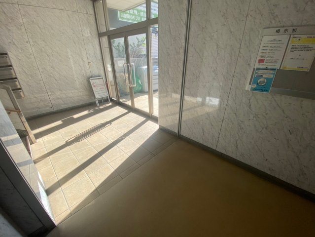  西船橋マンションのロビー