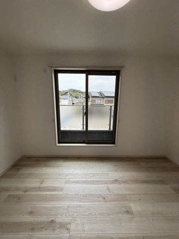 クラウンハイツ秋津町IV・アパート・95058の洋室