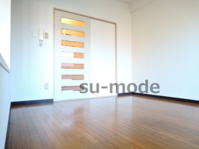 エンジェリ寿の居間・リビング