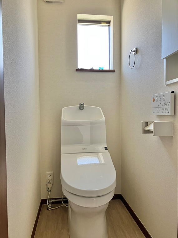 岡上戸建のトイレ