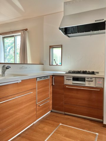 岡上戸建のキッチン