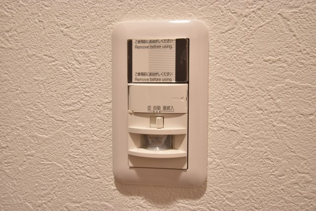 ワールドアイ難波南PORTA