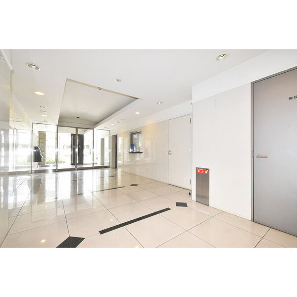 Gramercy Sakaeのロビー