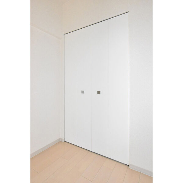 Gramercy Sakaeのその他