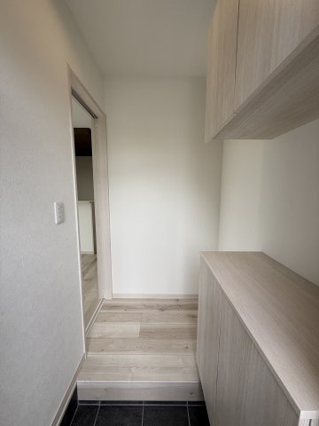 シアラ秋津町IV・デザイナーズ戸建賃貸・95059の玄関