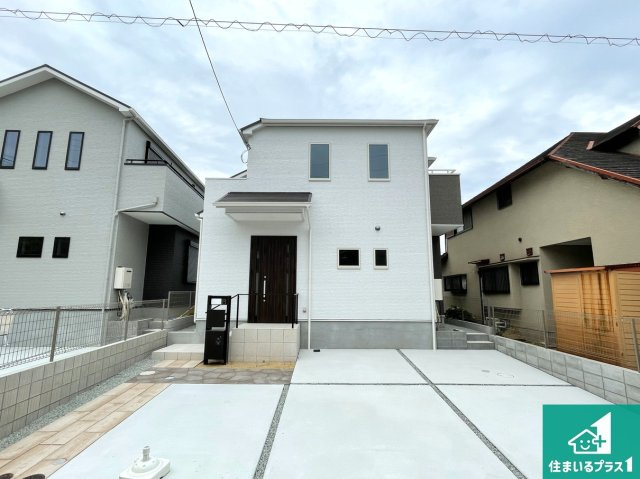 神戸市垂水区つつじが丘　新築一戸建ての外観|安心の10年保証！外観を美しく保ち、雨水で汚れを落とします！気になることがありましたら、お気軽にお問い合わせください！