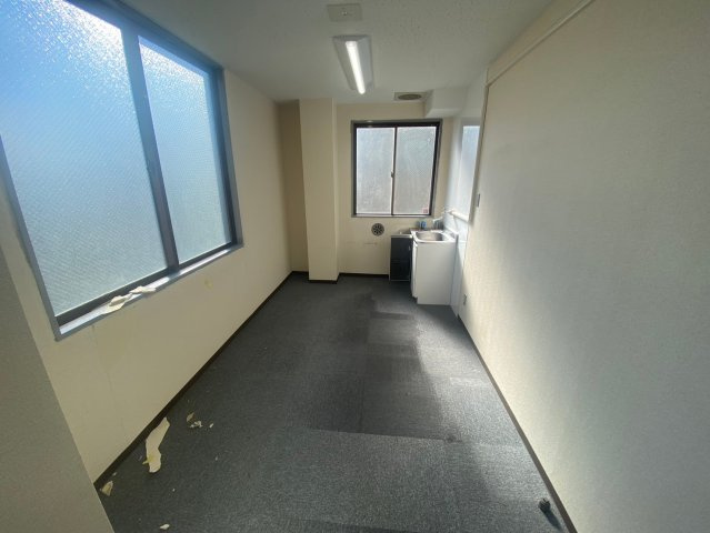 第３小森ビル　のロビー
