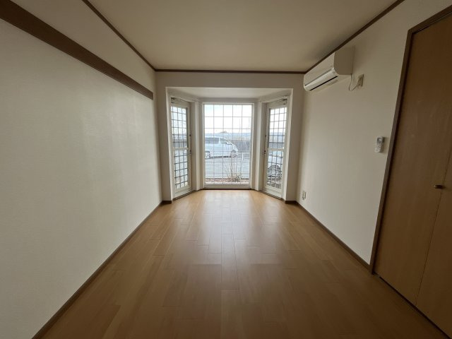 クレストヨコセキの寝室