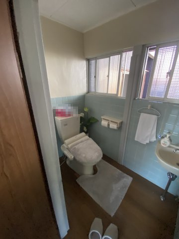 和歌山市和歌浦東2丁目・中古戸建・54629のトイレ