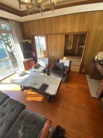 和歌山市和歌浦東2丁目・中古戸建・54629の居間・リビング