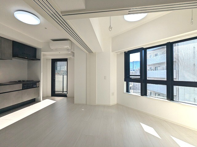 ルジュール神田須田町の設備|南向き日当り良好です