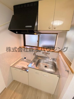 【キッチン】 | 　四條畷市美田町2-9テラス | きれいなキッチンです
