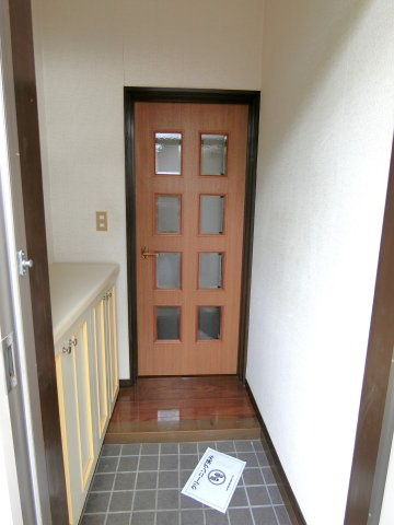 コーポ牧野の玄関