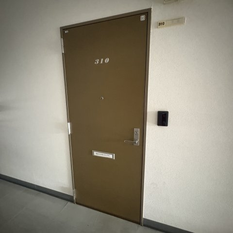 プラザマンション水元のエントランス