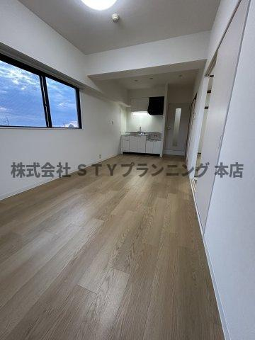 仲介手数料０円！センチュリー太子の居間・リビング