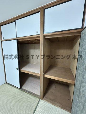 仲介手数料０円！センチュリー太子の収納