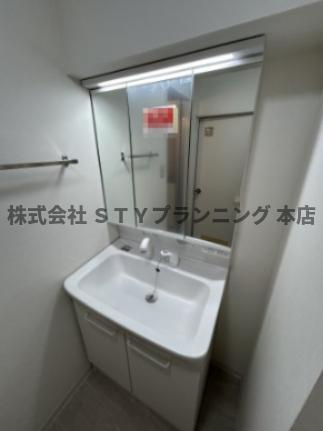 仲介手数料０円！センチュリー太子の独立洗面台