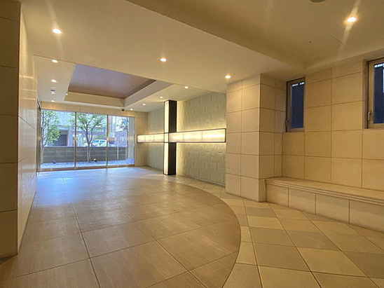 【エントランス】